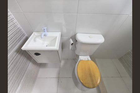 Casa de condomínio para alugar com 90m², 3 quartos e 3 vagas