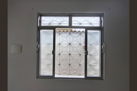 Casa de condomínio para alugar com 90m², 3 quartos e 3 vagas