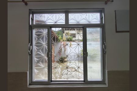 Casa de condomínio para alugar com 90m², 3 quartos e 3 vagas