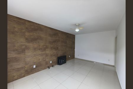 Casa de condomínio para alugar com 90m², 3 quartos e 3 vagas