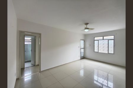 Casa de condomínio para alugar com 90m², 3 quartos e 3 vagas