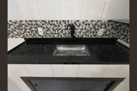 Casa de condomínio para alugar com 90m², 3 quartos e 3 vagas