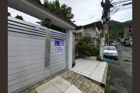 Casa de condomínio para alugar com 90m², 3 quartos e 3 vagas