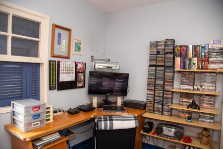 Casa à venda com 160m², 5 quartos e 2 vagas Casa à venda com 160m², 5 quartos e 2 vagasQuarto 3