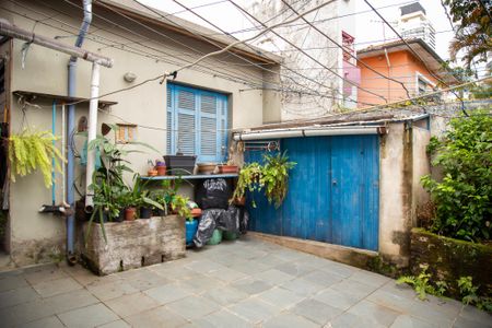 Casa à venda com 160m², 5 quartos e 2 vagas Casa à venda com 160m², 5 quartos e 2 vagasGaragem