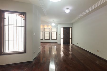 Casa para alugar com 150m², 3 quartos e 2 vagasSala 