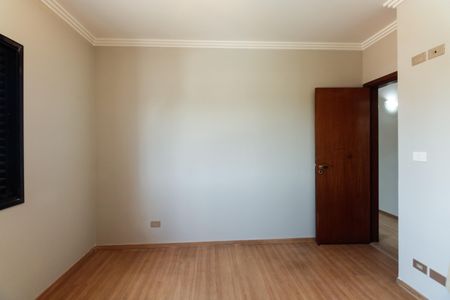 Casa para alugar com 150m², 3 quartos e 2 vagasQuarto 1