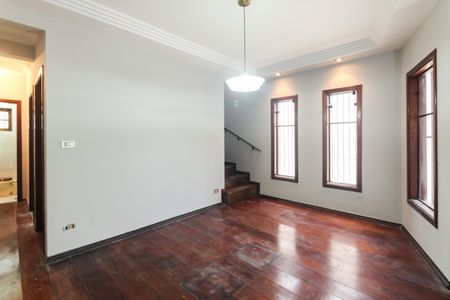 Casa para alugar com 150m², 3 quartos e 2 vagasSala 