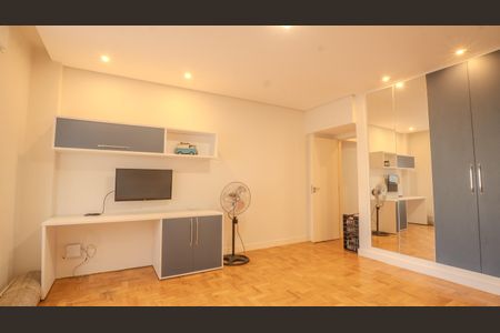 Apartamento à venda com 189m², 3 quartos e 2 vagas Apartamento à venda com 189m², 3 quartos e 2 vagasQuarto 2