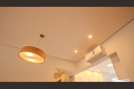 Apartamento à venda com 189m², 3 quartos e 2 vagas Apartamento à venda com 189m², 3 quartos e 2 vagasDetalhe Sala