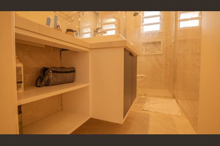 Apartamento à venda com 189m², 3 quartos e 2 vagas Apartamento à venda com 189m², 3 quartos e 2 vagasBanheiro