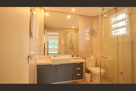 Apartamento à venda com 189m², 3 quartos e 2 vagas Apartamento à venda com 189m², 3 quartos e 2 vagasBanheiro da Suíte