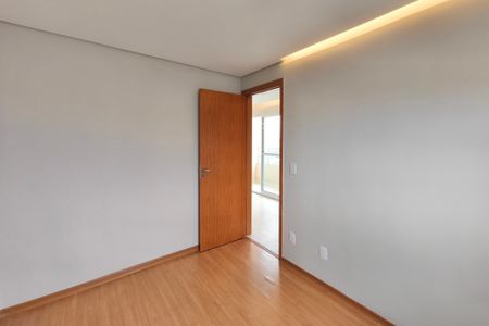 Apartamento à venda com 56m², 2 quartos e 1 vaga Apartamento à venda com 56m², 2 quartos e 1 vagaQuarto 2