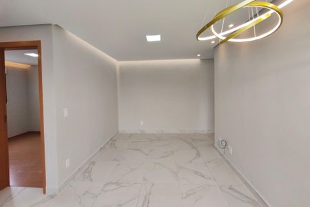Sala de apartamento à venda com 2 quartos, 56m² em Jardim Nova Europa, Campinas