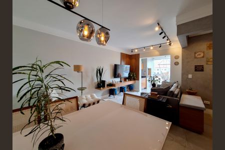 Apartamento à venda com 93m², 2 quartos e 2 vagas Apartamento à venda com 93m², 2 quartos e 2 vagasSala