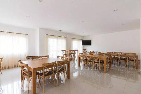 Apartamento à venda com 93m², 2 quartos e 2 vagas Apartamento à venda com 93m², 2 quartos e 2 vagasÁrea comum - Salão de festas