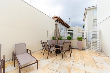 Casa de condomínio à venda com 112m², 3 quartos e 3 vagas Casa de condomínio à venda com 112m², 3 quartos e 3 vagasÁrea comum - Piscina