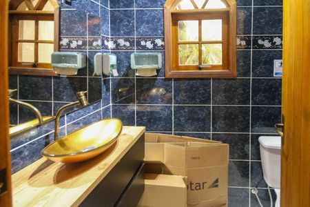 Casa para alugar com 285m², 3 quartos e 3 vagas Casa para alugar com 285m², 3 quartos e 3 vagasLavabo