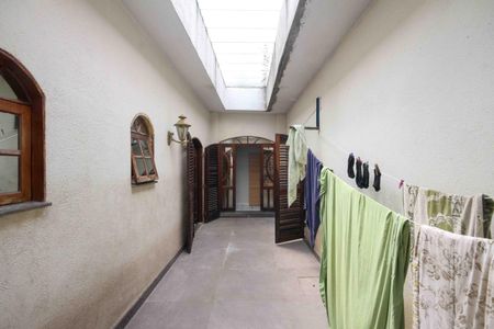 Casa para alugar com 285m², 3 quartos e 3 vagas Casa para alugar com 285m², 3 quartos e 3 vagasVaranda das suites