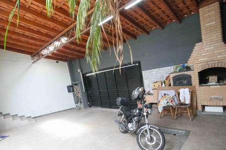 Casa para alugar com 285m², 3 quartos e 3 vagas Casa para alugar com 285m², 3 quartos e 3 vagasEspaço Gourmet