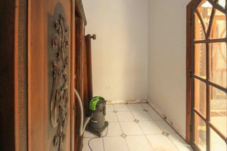 Casa para alugar com 285m², 3 quartos e 3 vagas Casa para alugar com 285m², 3 quartos e 3 vagasCorredor