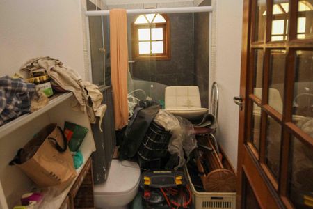 Casa para alugar com 285m², 3 quartos e 3 vagas Casa para alugar com 285m², 3 quartos e 3 vagasBanheiro da Suite 02