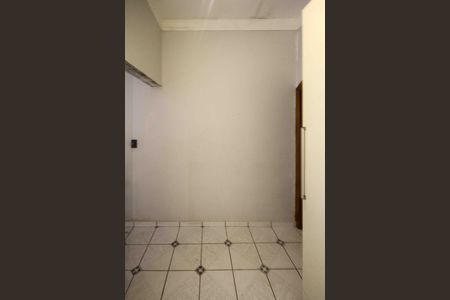 Casa para alugar com 285m², 3 quartos e 3 vagas Casa para alugar com 285m², 3 quartos e 3 vagasCloset da Suite 03