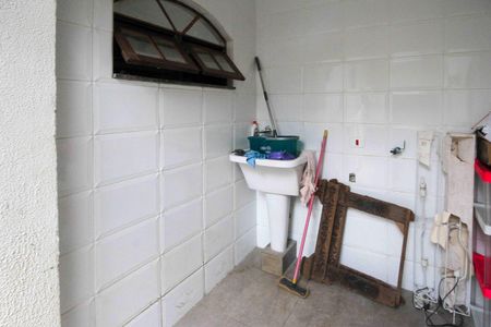 Casa para alugar com 285m², 3 quartos e 3 vagas Casa para alugar com 285m², 3 quartos e 3 vagasÁrea de Serviço