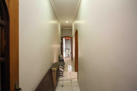 Casa para alugar com 285m², 3 quartos e 3 vagas Casa para alugar com 285m², 3 quartos e 3 vagasCorredor