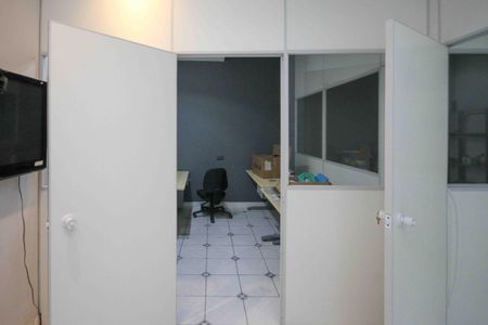 Casa para alugar com 285m², 3 quartos e 3 vagas Casa para alugar com 285m², 3 quartos e 3 vagasEscritório