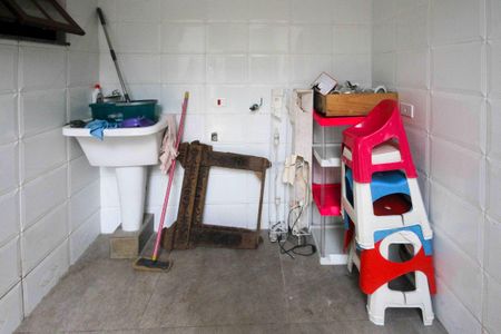 Casa para alugar com 285m², 3 quartos e 3 vagas Casa para alugar com 285m², 3 quartos e 3 vagasÁrea de Serviço