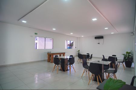 Apartamento para alugar com 42m², 2 quartos e 1 vagaÁrea comum - Salão de festas