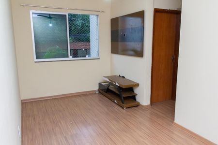 Sala de apartamento para alugar com 2 quartos, 48m² em Cosmos, Rio de Janeiro