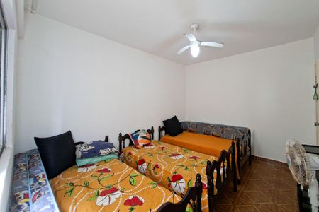 Quarto de apartamento para alugar com 1 quarto, 50m² em Vila Caiçara, Praia Grande