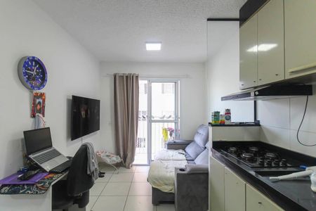 Sala/Cozinha de apartamento para alugar com 2 quartos, 35m² em Vila Ema, São Paulo