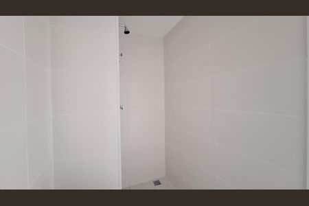 Banheiro de kitnet/studio à venda com 1 quarto, 21m² em Pompeia, São Paulo