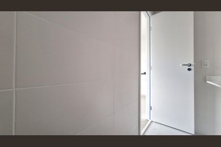 Banheiro de kitnet/studio à venda com 1 quarto, 21m² em Pompeia, São Paulo