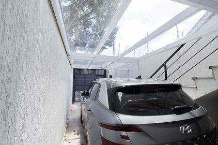 Casa à venda com 100m², 2 quartos e 2 vagas Casa à venda com 100m², 2 quartos e 2 vagasQuintal