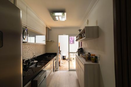 Casa à venda com 100m², 2 quartos e 2 vagas Casa à venda com 100m², 2 quartos e 2 vagasCozinha