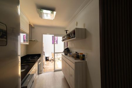 Casa à venda com 100m², 2 quartos e 2 vagas Casa à venda com 100m², 2 quartos e 2 vagasCozinha