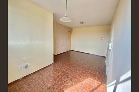 Sala de apartamento para alugar com 2 quartos, 59m² em Guaianases, São Paulo