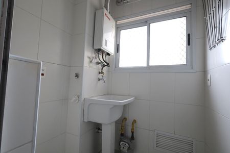 Apartamento para alugar com 70m², 3 quartos e 1 vagaÁrea de Serviço