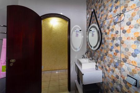 Casa para alugar com 150m², 3 quartos e 2 vagasBanheiro 2