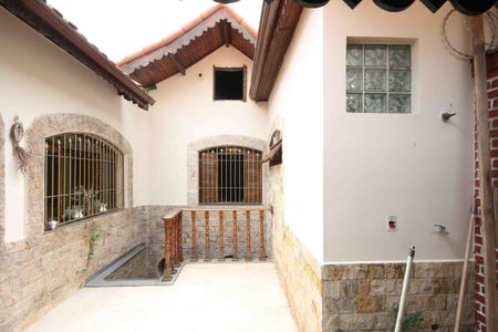 Casa para alugar com 215m², 2 quartos e 3 vagas Casa para alugar com 215m², 2 quartos e 3 vagasEspaço Gourmet