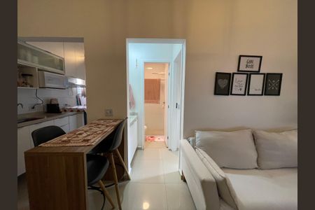 Apartamento para alugar com 38m², 1 quarto e sem vaga Apartamento para alugar com 38m², 1 quarto e sem vagaSala