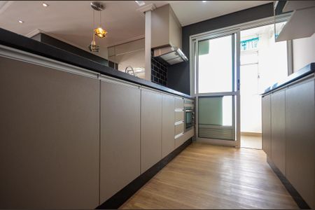 Apartamento à venda com 55m², 2 quartos e 1 vaga Apartamento à venda com 55m², 2 quartos e 1 vagaCozinha