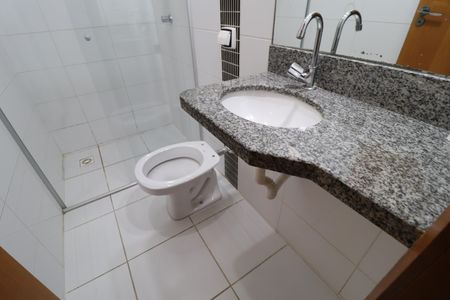 Apartamento para alugar com 57m², 2 quartos e 1 vagaBanheiro do Quarto 2