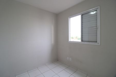 Quarto 1 de apartamento para alugar com 2 quartos, 57m² em Santa Mônica, Uberlândia