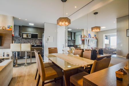 Sala de apartamento à venda com 2 quartos, 66m² em Vila América, Santo André