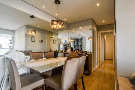 Sala de apartamento à venda com 2 quartos, 66m² em Vila América, Santo André